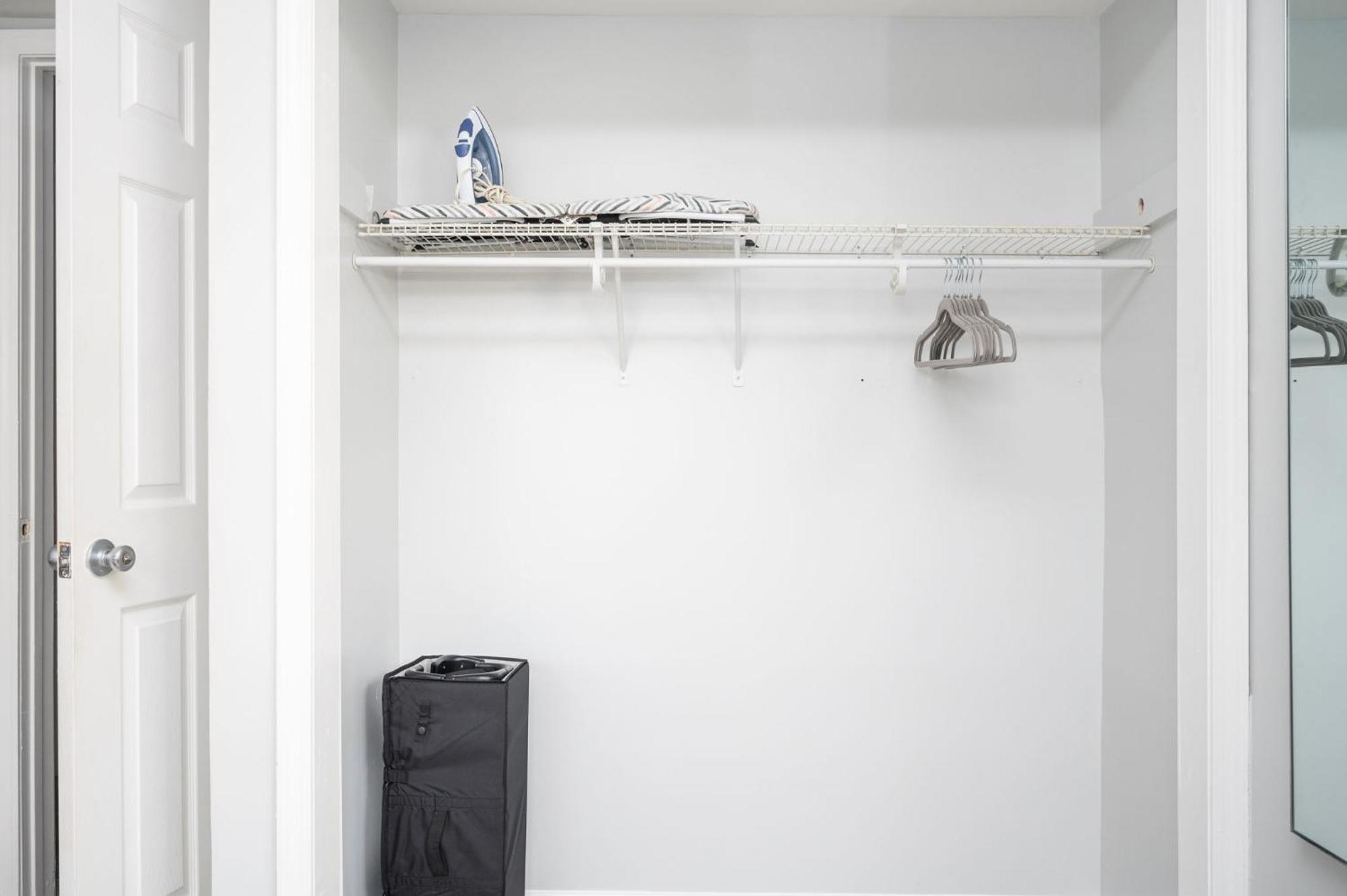 Quiet & Quaint Apartment, 5 Mins To Airport And 15 Mins To Downtown แอตแลนตา ภายนอก รูปภาพ